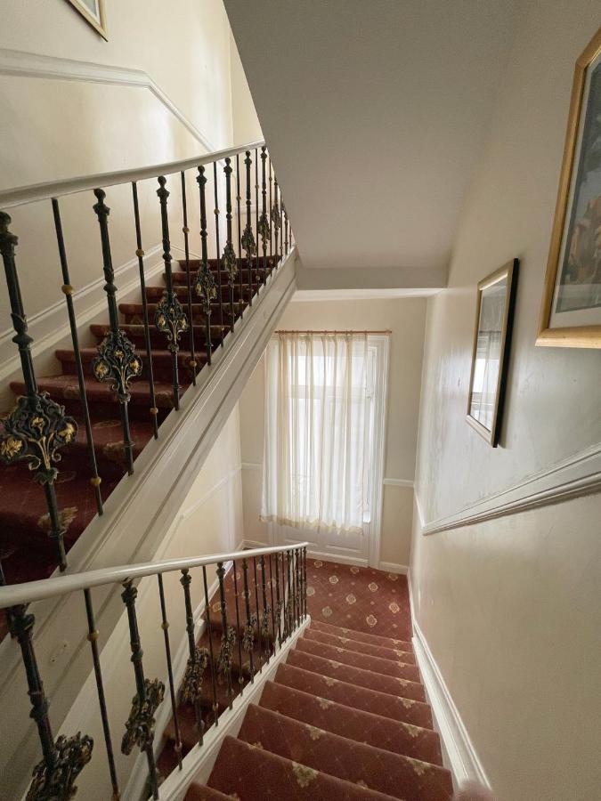 ויסבאדן Hotel Am Kochbrunnen מראה חיצוני תמונה
